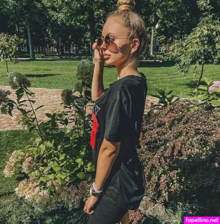 Star Roxy OnlyFans Thumbnail #dtVBDbskvu