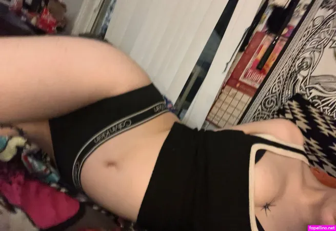 Star Steorra OnlyFans Thumbnail #0JBYZE7bm8