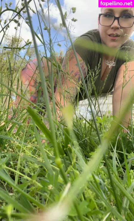 Star42lena0 OnlyFans Thumbnail #CmQaLpBc91