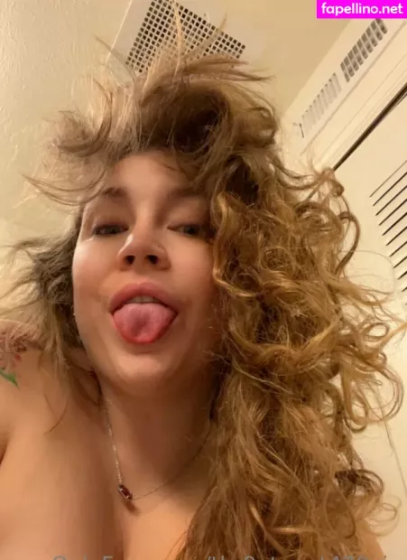 Star42lena0 OnlyFans Thumbnail #kWvuxmV8XS