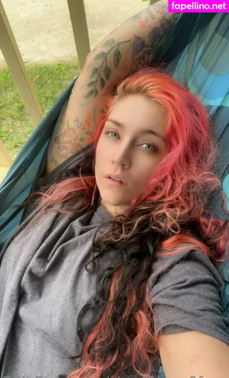 Star42lena0free OnlyFans Thumbnail #4g6uilCoN1