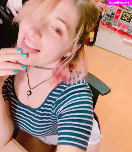 Starbitzyofficial 1 OnlyFans Thumbnail #FDm5jbRKsd