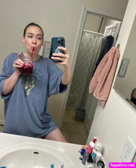 Starcrushpixie OnlyFans Thumbnail #17eUdqBT3s