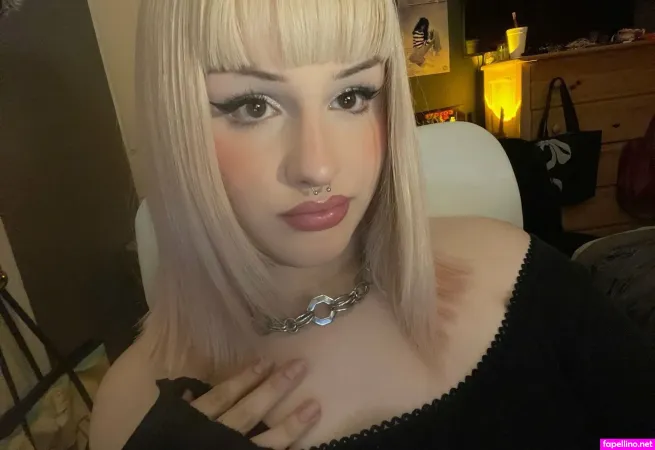 Stargirlriver OnlyFans Thumbnail #7Cw7vUvIzZ