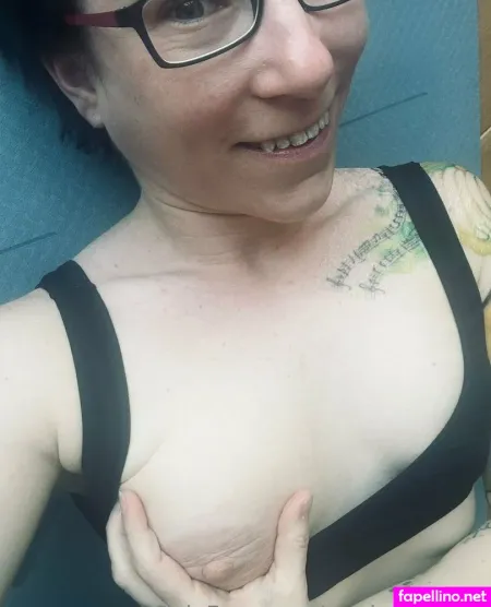 Starkandkinky OnlyFans Thumbnail #qNbxCA83SQ