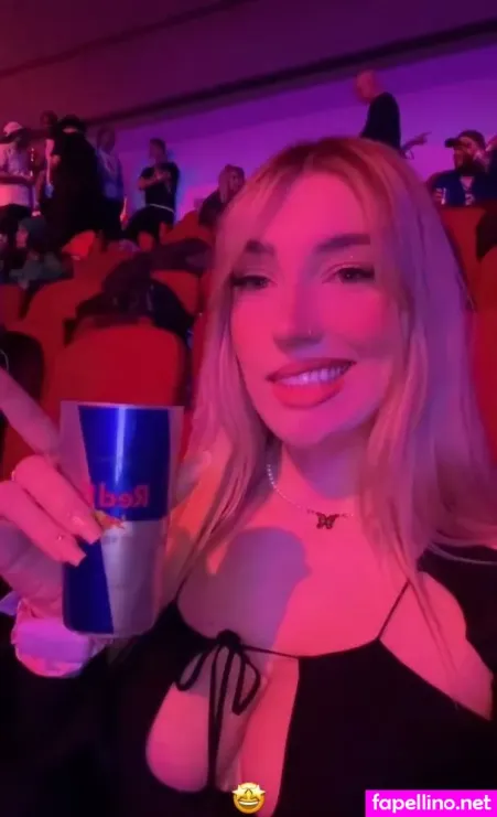 Starletnova 27 OnlyFans Thumbnail #Wz1KX98XQD