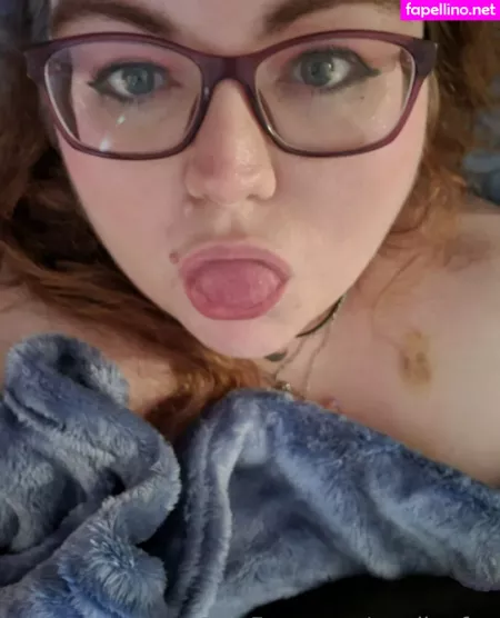 Starlingfae OnlyFans Thumbnail #2mdxcBDZC1