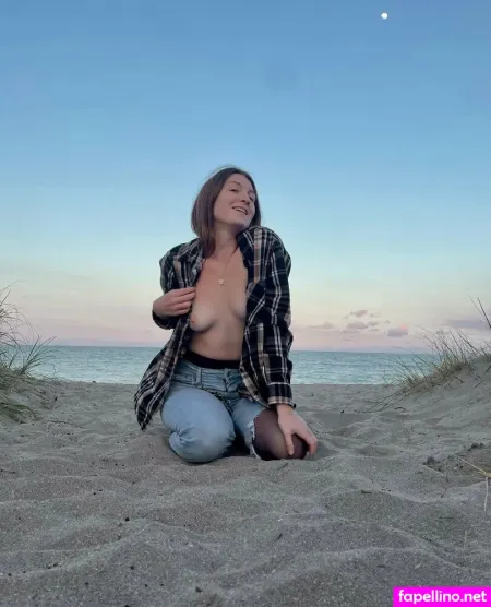 Starlitgoddess OnlyFans Thumbnail #gURQae4wJ4