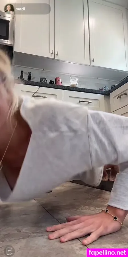 Starluvingmadi OnlyFans Thumbnail #rBDFEGtn4D