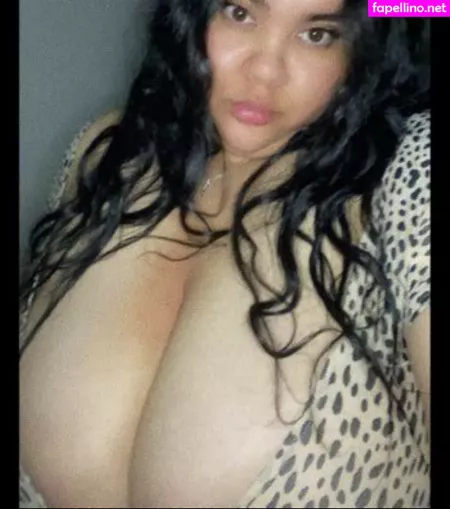 Starralvarrez OnlyFans Thumbnail #9Xswhou4gZ