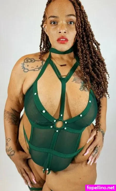 Starrdevereaux OnlyFans Thumbnail #uRmtgyHn6R