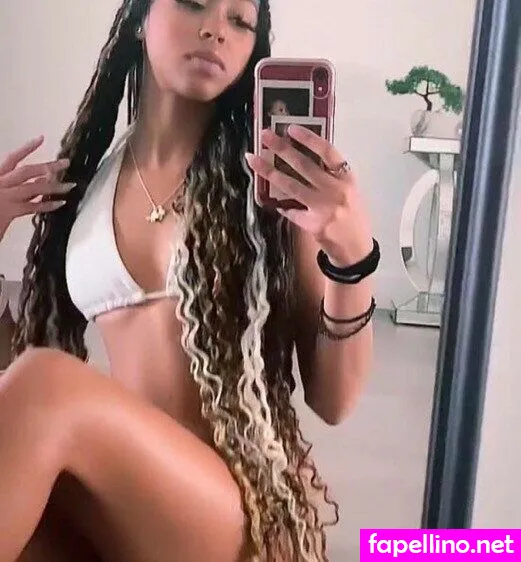 _starrsoles, cumonmyfeetskee, starrflesh, starrsoles Nude Leaked OnlyFans Photo #OAp8KYuKbI