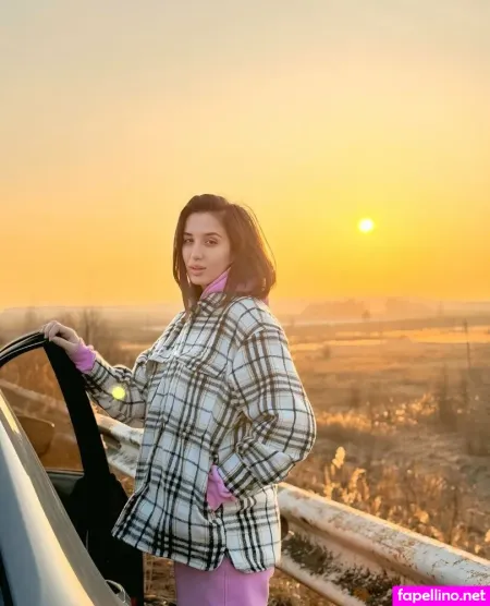 Starry Mary OnlyFans Thumbnail #2YN0mGpMEY