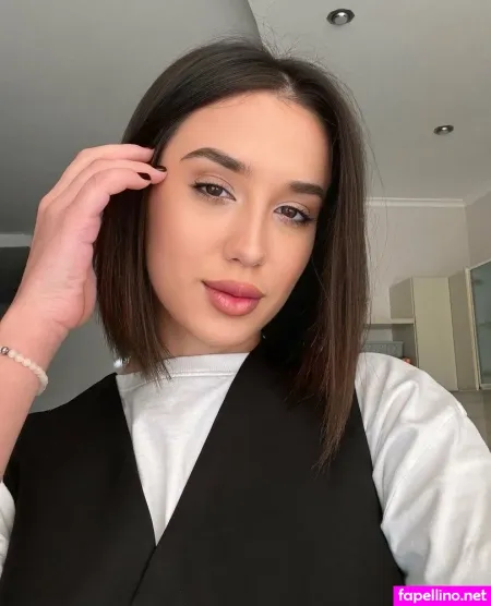 Starry Mary OnlyFans Thumbnail #7IAGC9R3vk