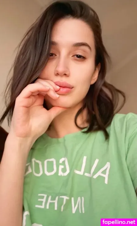 Starry Mary OnlyFans Thumbnail #8ToaY0Xgsv