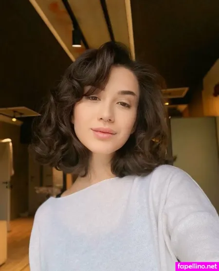 Starry Mary OnlyFans Thumbnail #DwTU8WWrZ5