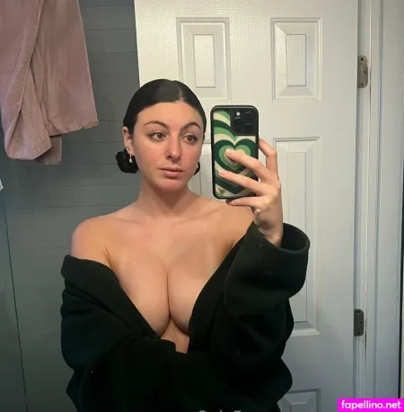 Starrysighh 2 OnlyFans Thumbnail #6FFuGgBEv1