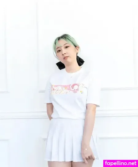 Starsmitten Celine OnlyFans Thumbnail #0UsLGRIGEv