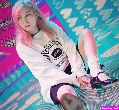 Starsmitten Celine OnlyFans Thumbnail #PVVhJKaREb