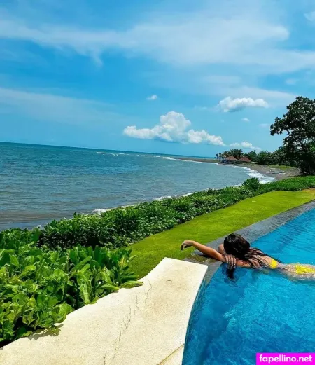 Stasiavuu OnlyFans Thumbnail #iP0yfvxWMr