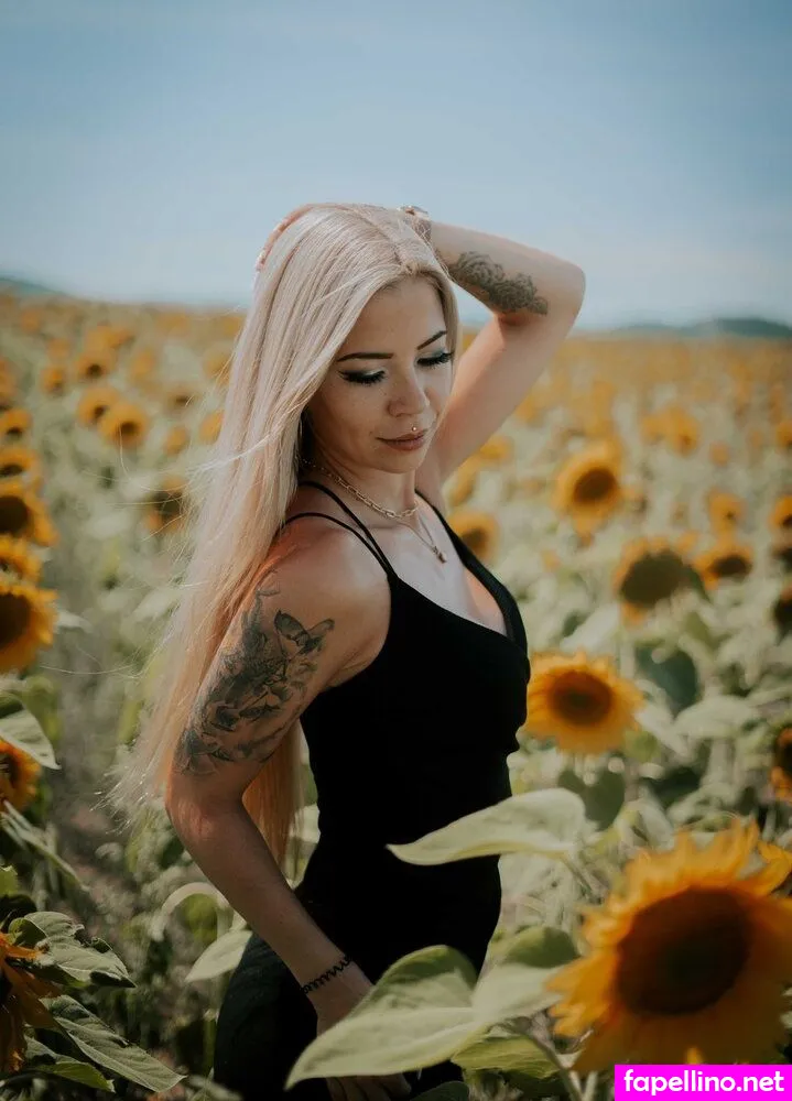 mascha_frnt, static_maus Nude Leaked OnlyFans Photo #iKJn6QJO5K