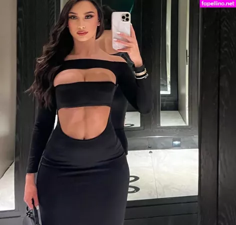 Stavroula OnlyFans Thumbnail #W5X4iyAYMJ