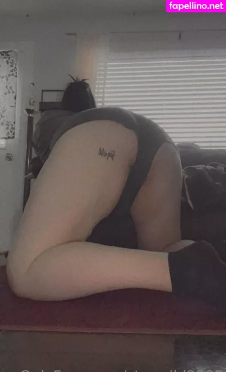 Staywild2595 OnlyFans Thumbnail #1axlievanc