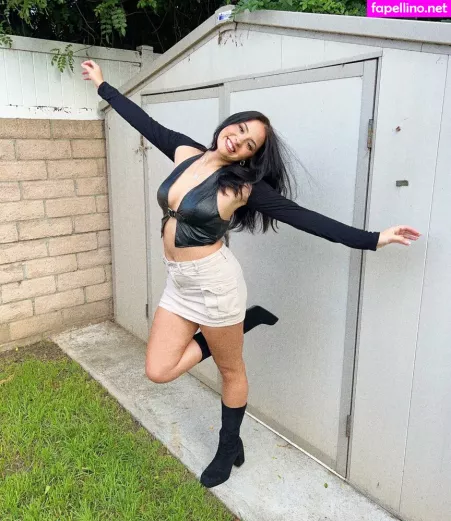 Stef Solari OnlyFans Thumbnail #L3mr76gsEi