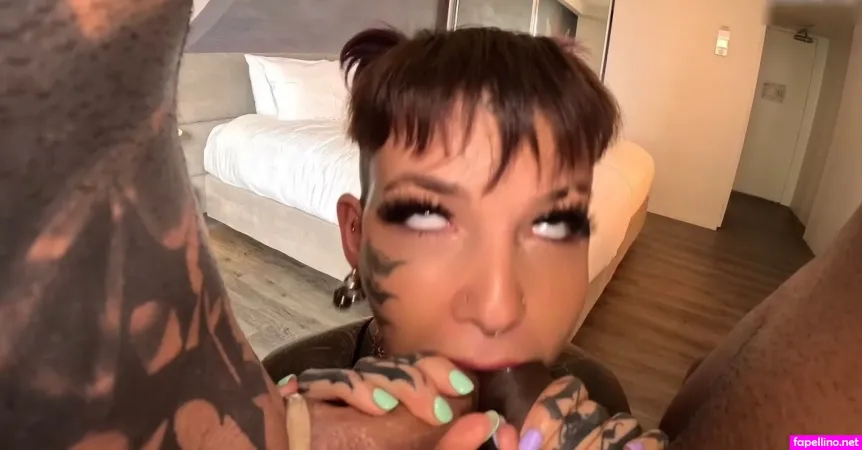 Stefani Marz Itz Marz OnlyFans Thumbnail #7UZuv2EgI1