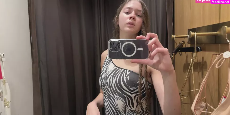 Stefania Deriabina OnlyFans Thumbnail #D7n7j9DLGt