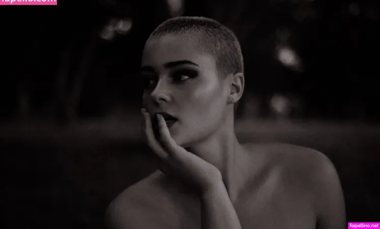 Stefania Fer OnlyFans Thumbnail #r1ZJqBV5OL