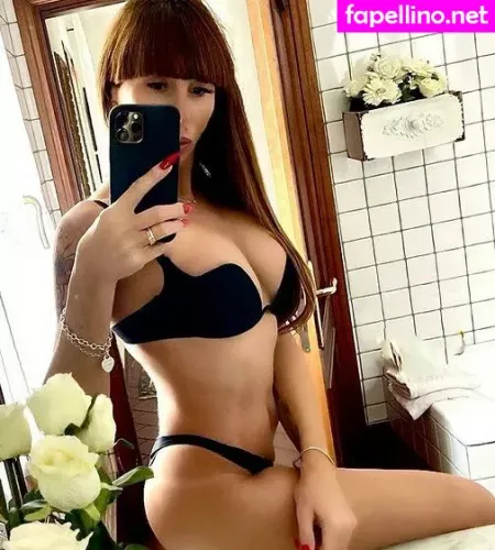 Stefania Innocentini OnlyFans Thumbnail #fGqvOCM4vF