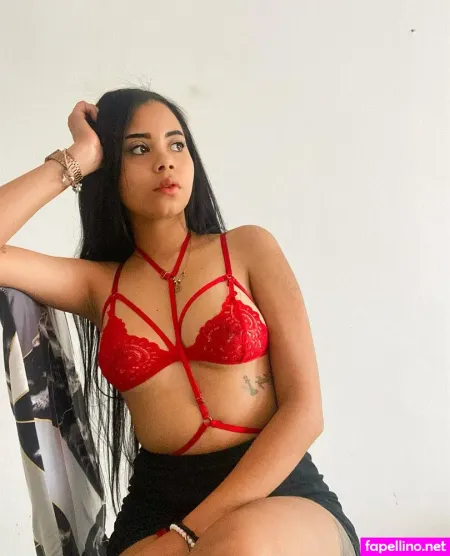Stefaniaqos OnlyFans Thumbnail #Sm551d9b05