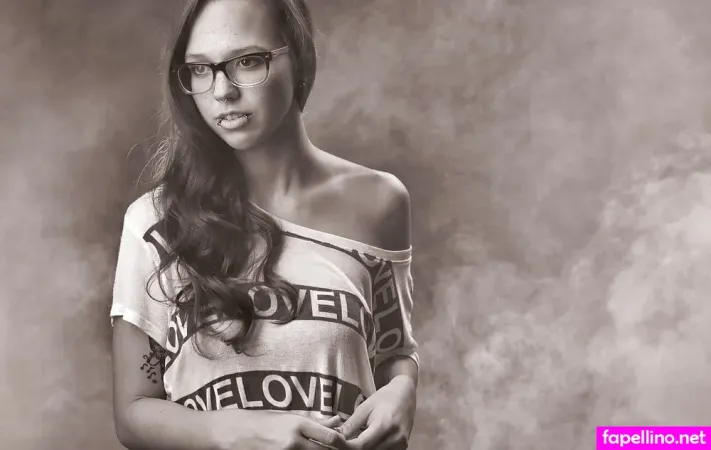 Stefanie Heinzmann OnlyFans Thumbnail #80B3GF4VH1