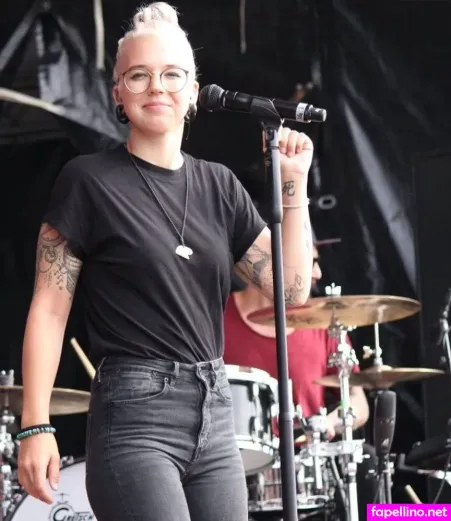 Stefanie Heinzmann OnlyFans Thumbnail #B6hKRWuKYU