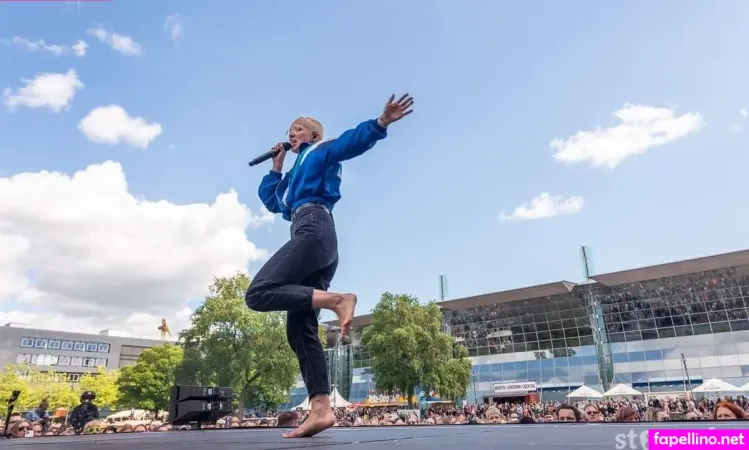 Stefanie Heinzmann OnlyFans Thumbnail #Dzhx2Kx8Ft