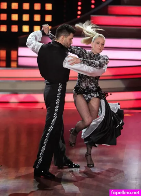 Stefanie Hertel OnlyFans Thumbnail #2sgQI6uyfu