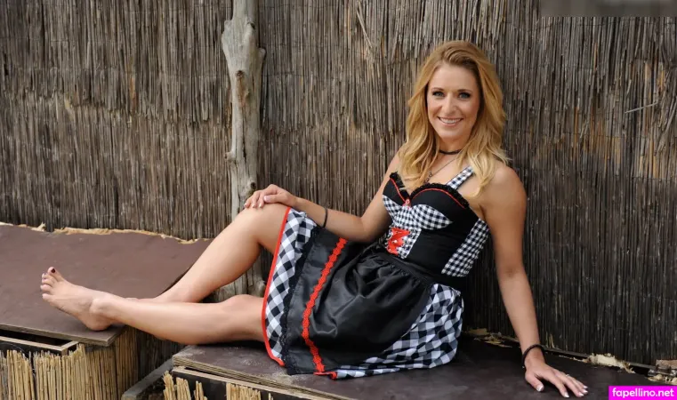 Stefanie Hertel OnlyFans Thumbnail #fZJBz7kVPr