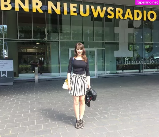 Stefanie Joosten OnlyFans Thumbnail #01STCq2U7g