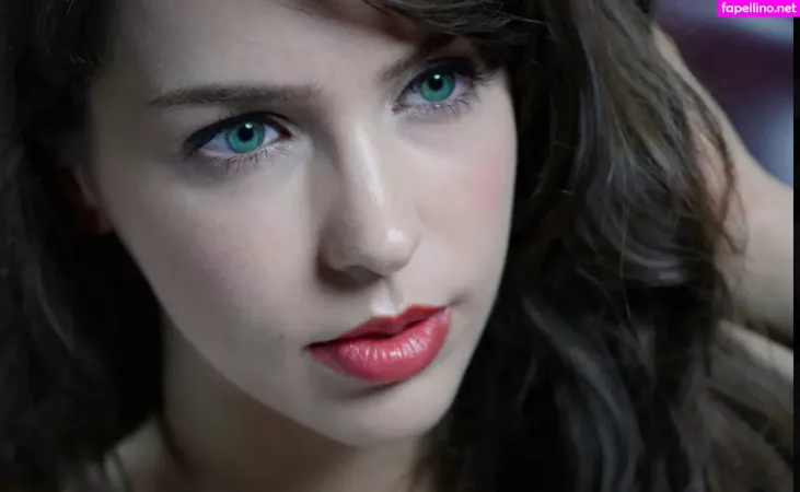 Stefanie Joosten OnlyFans Thumbnail #0AXHVgQOYN