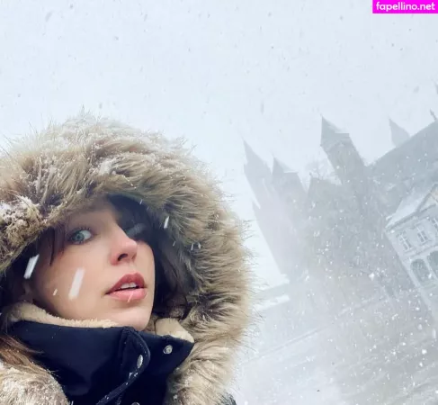 Stefanie Joosten OnlyFans Thumbnail #OvS6yUbbUb