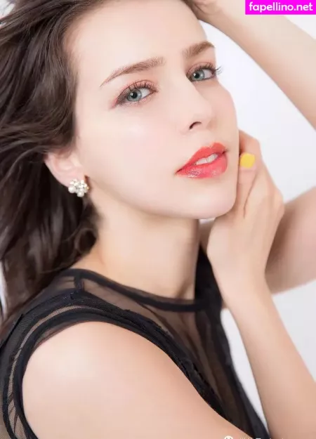Stefanie Joosten OnlyFans Thumbnail #P9VfdCeREI
