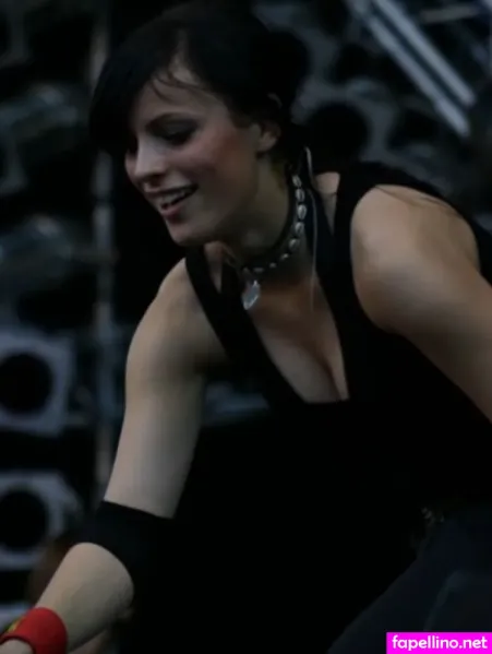 Stefanie Kloss OnlyFans Thumbnail #wwcUjdwjgc