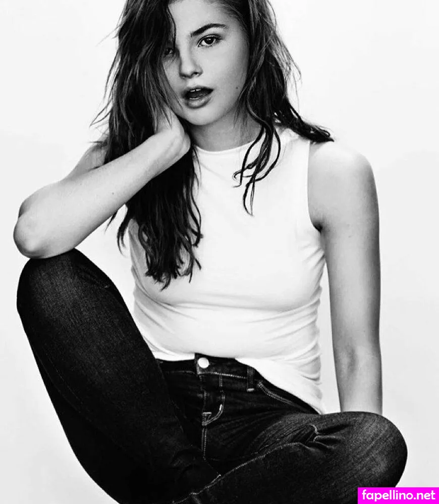 onlystef04, stefaniescott Nude Leaked OnlyFans Photo #EMDqjOVAA2