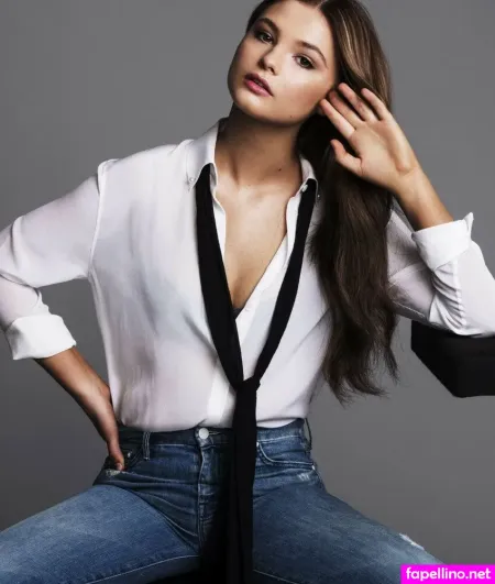 Stefanie Scott OnlyFans Thumbnail #U1wZxYxhcP
