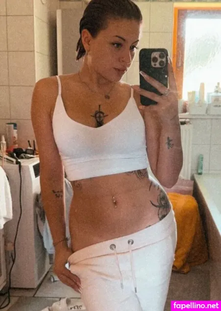 Stefanie X OnlyFans Thumbnail #KTC0MymL2i