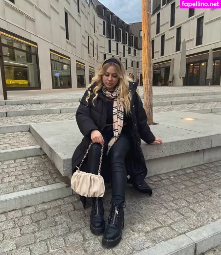 Stefanie OnlyFans Thumbnail #BoIfIs6vCv