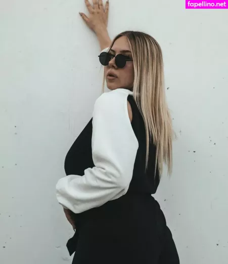 Stefanie OnlyFans Thumbnail #eOMxLSB0ks