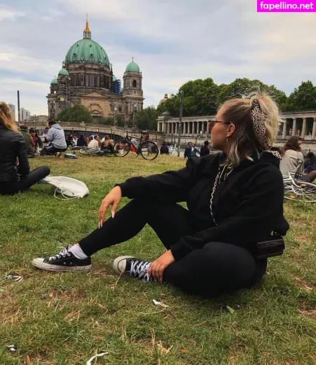 Stefanie OnlyFans Thumbnail #kOi2a94mgD