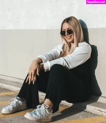 Stefanie OnlyFans Thumbnail #pQEceDNd0O